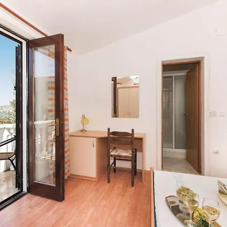 Appartamento Ivan With Balcony And Sea View A1 *