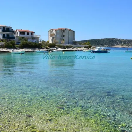 Appartamento Ivan With Balcony And Sea View A1 *