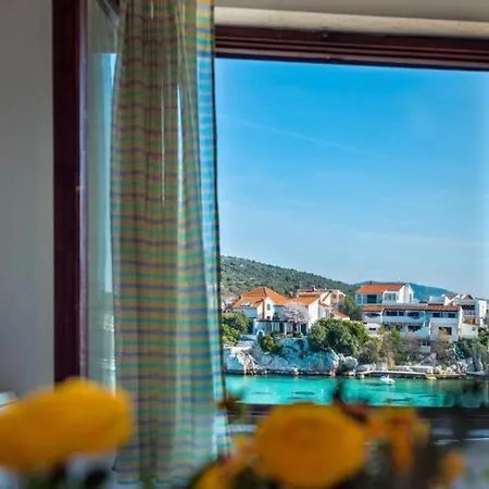Appartamento Ivan With Balcony And Sea View A1 *